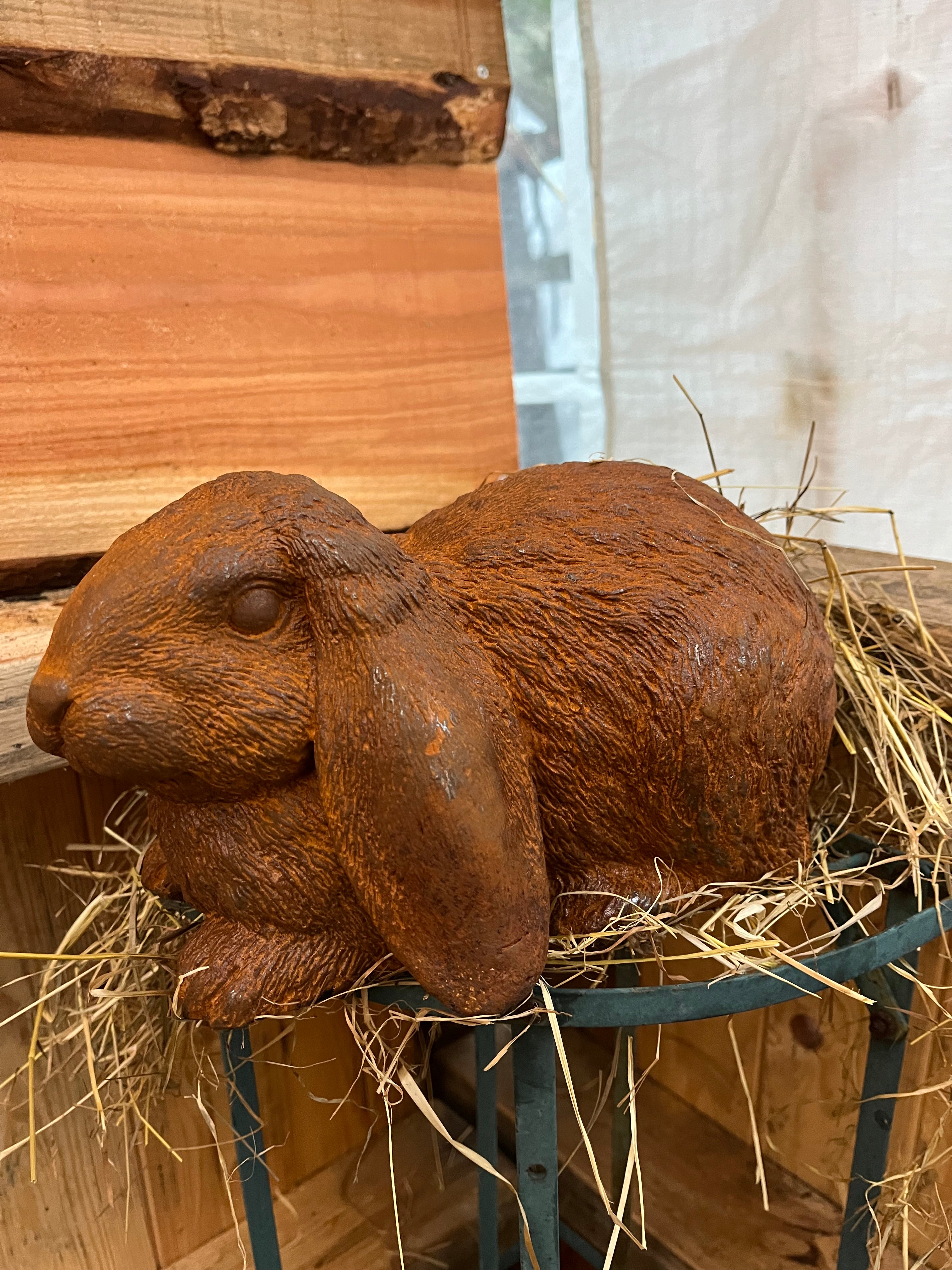 Hangoor konijn van gietijzer - Brocante bij Ingie