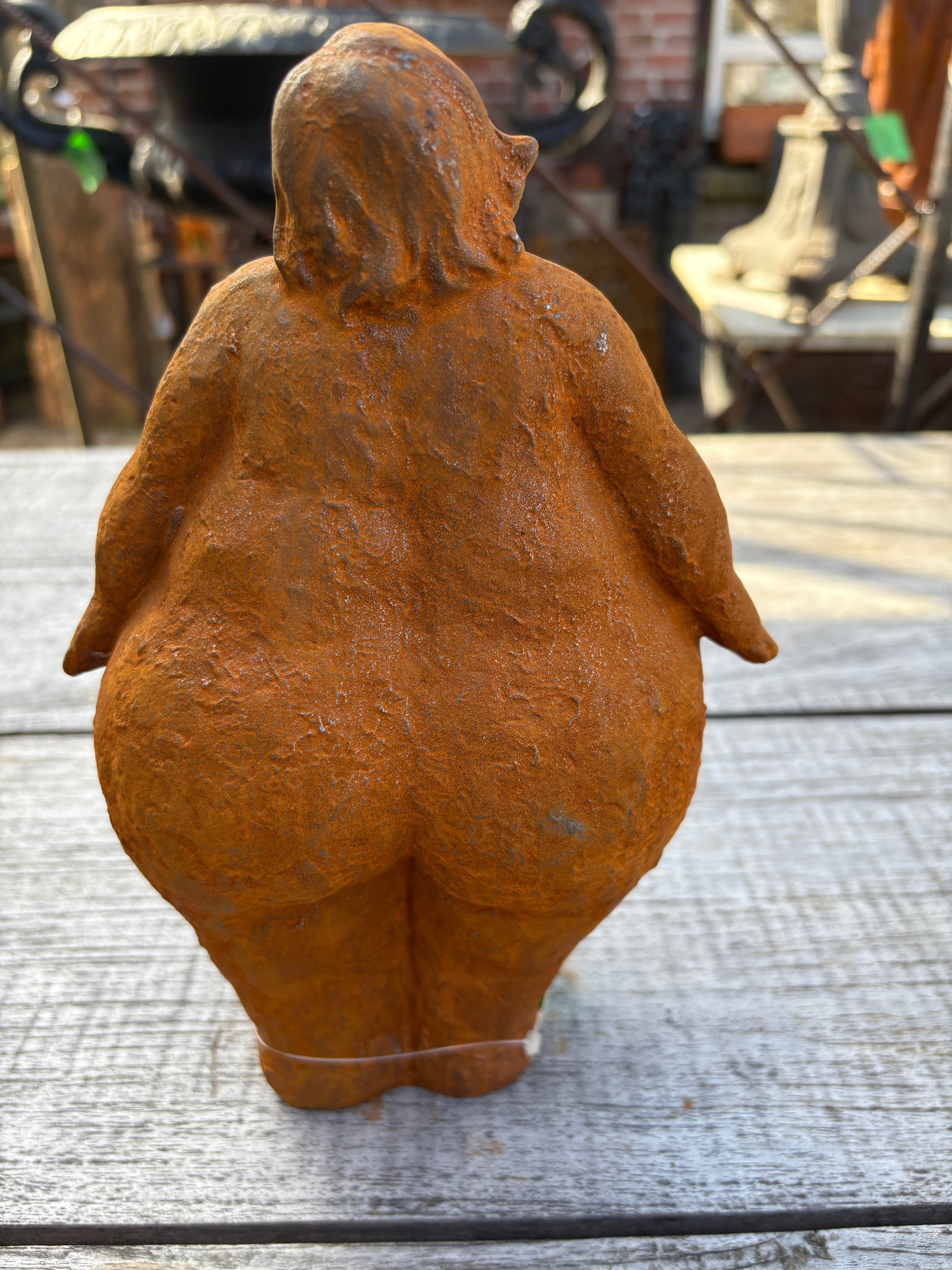 Volslank dametje dame staand - Brocante bij Ingie