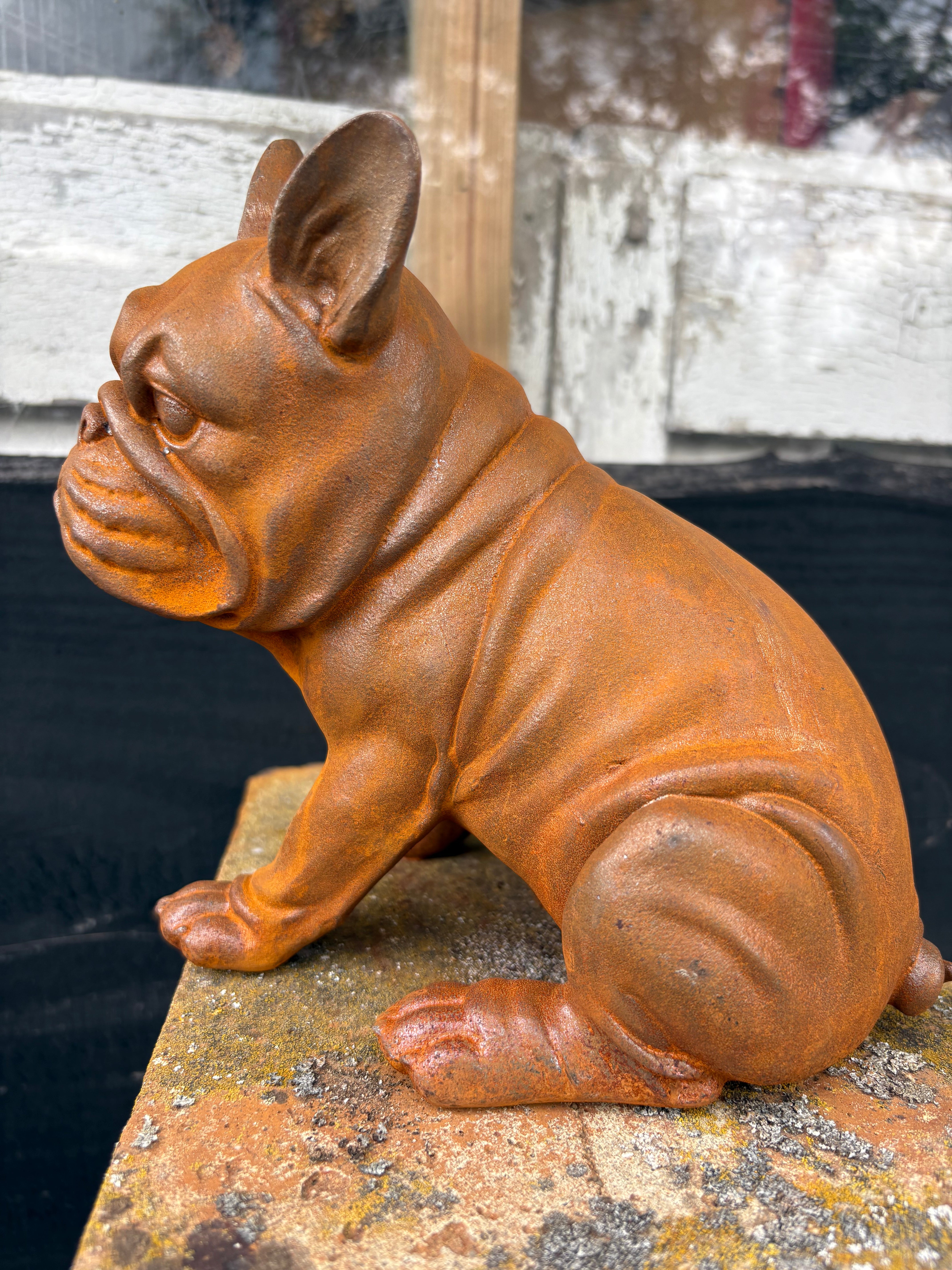 Kleine Engelse Bulldog van gietijzer - Brocante bij Ingie