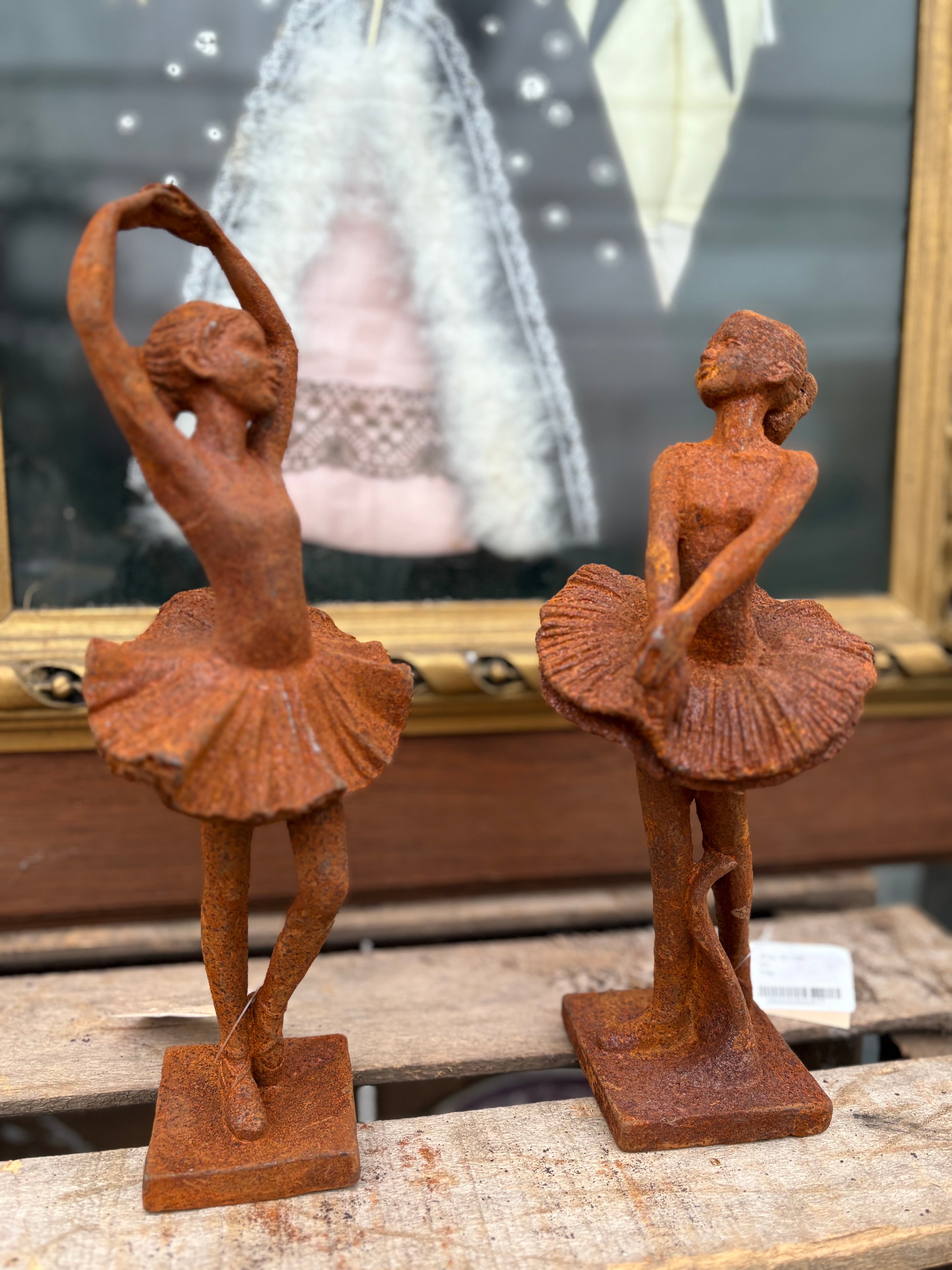 Ballerina in gietijzer handen laag klein - Brocante bij Ingie