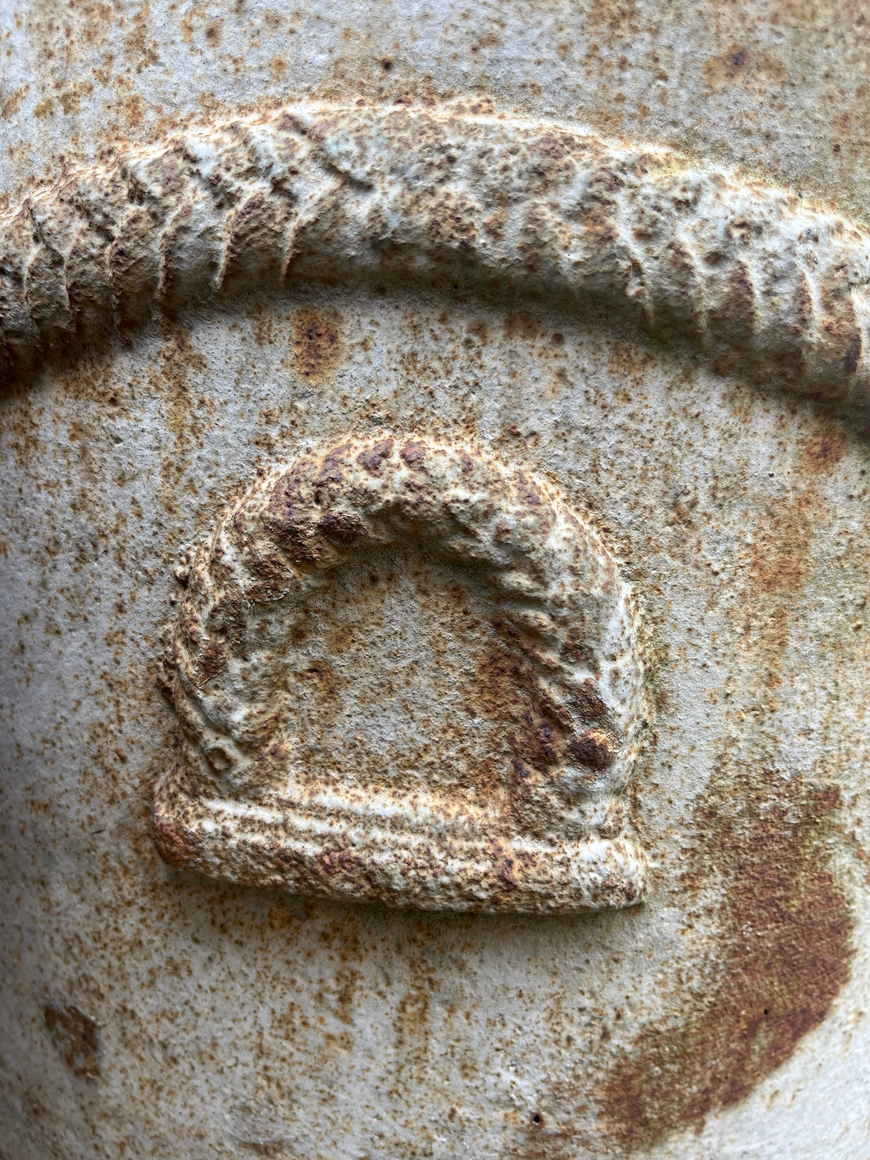 Anduze pot van gietijzer groot - Brocante bij Ingie