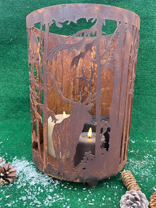 prachtig groot en zwaar windlicht van ecoroest met wild tafereel - Brocante bij Ingie