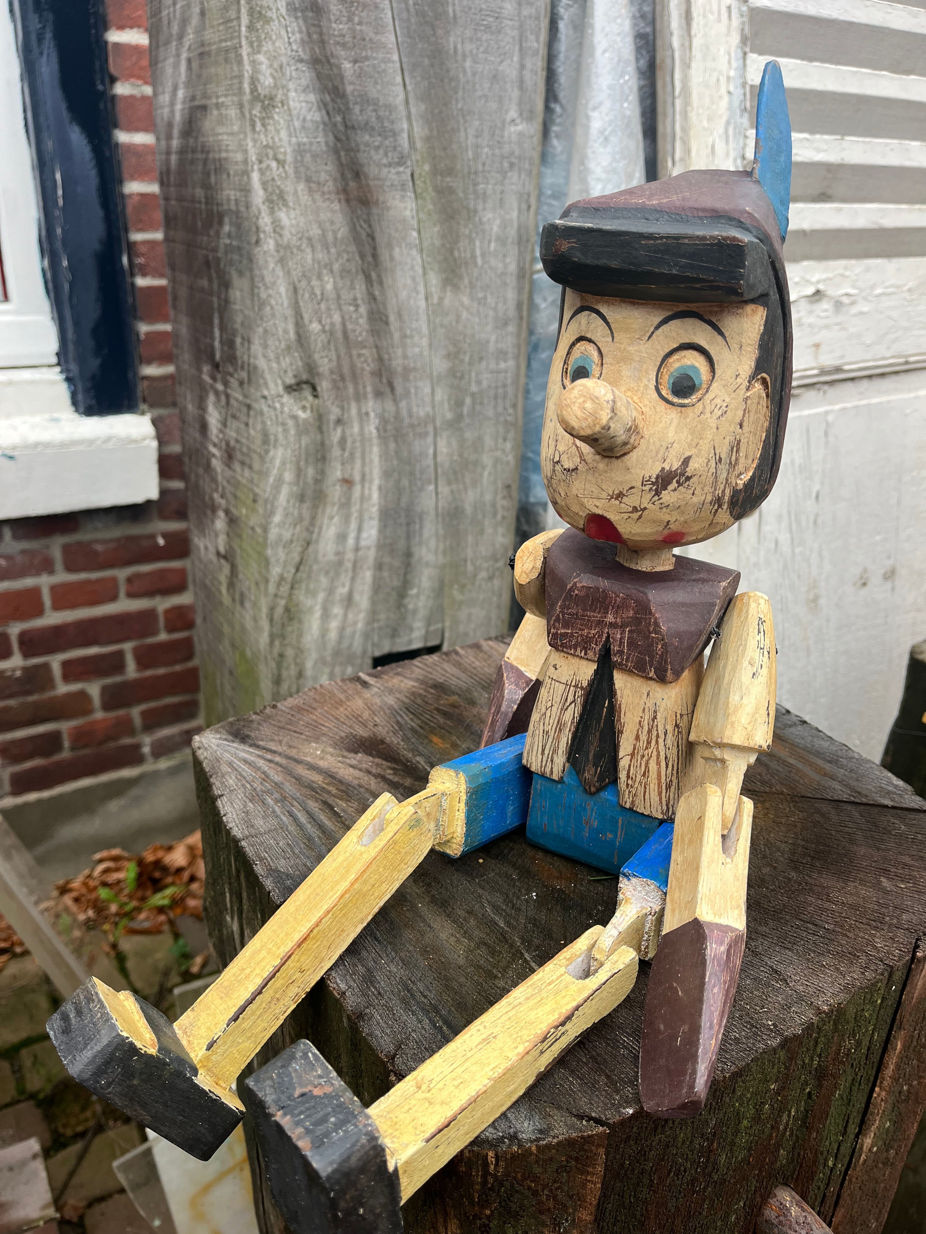 handgeschilderde houten Pinocchio middel - Brocante bij Ingie