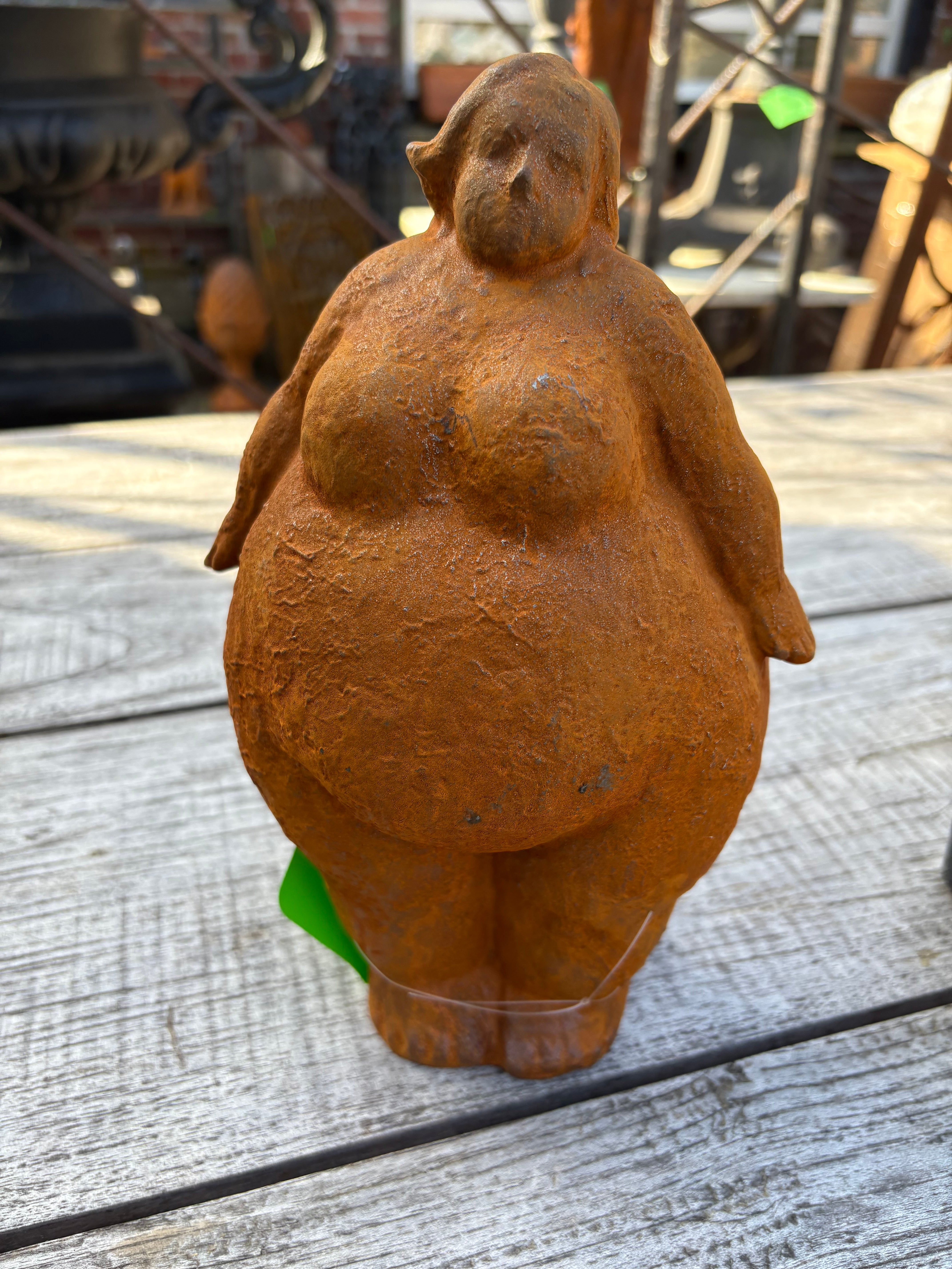 Volslank dametje dame staand - Brocante bij Ingie
