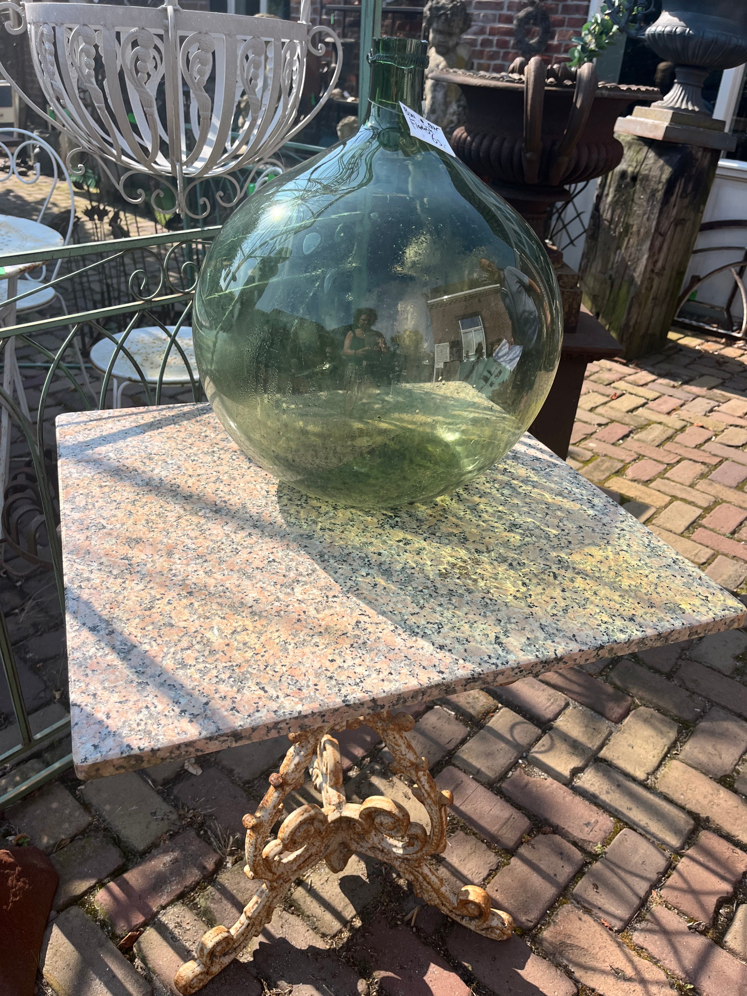tuin tafel bistro tafeltje met vierkant Italiaans marmeren blad - Brocante bij Ingie