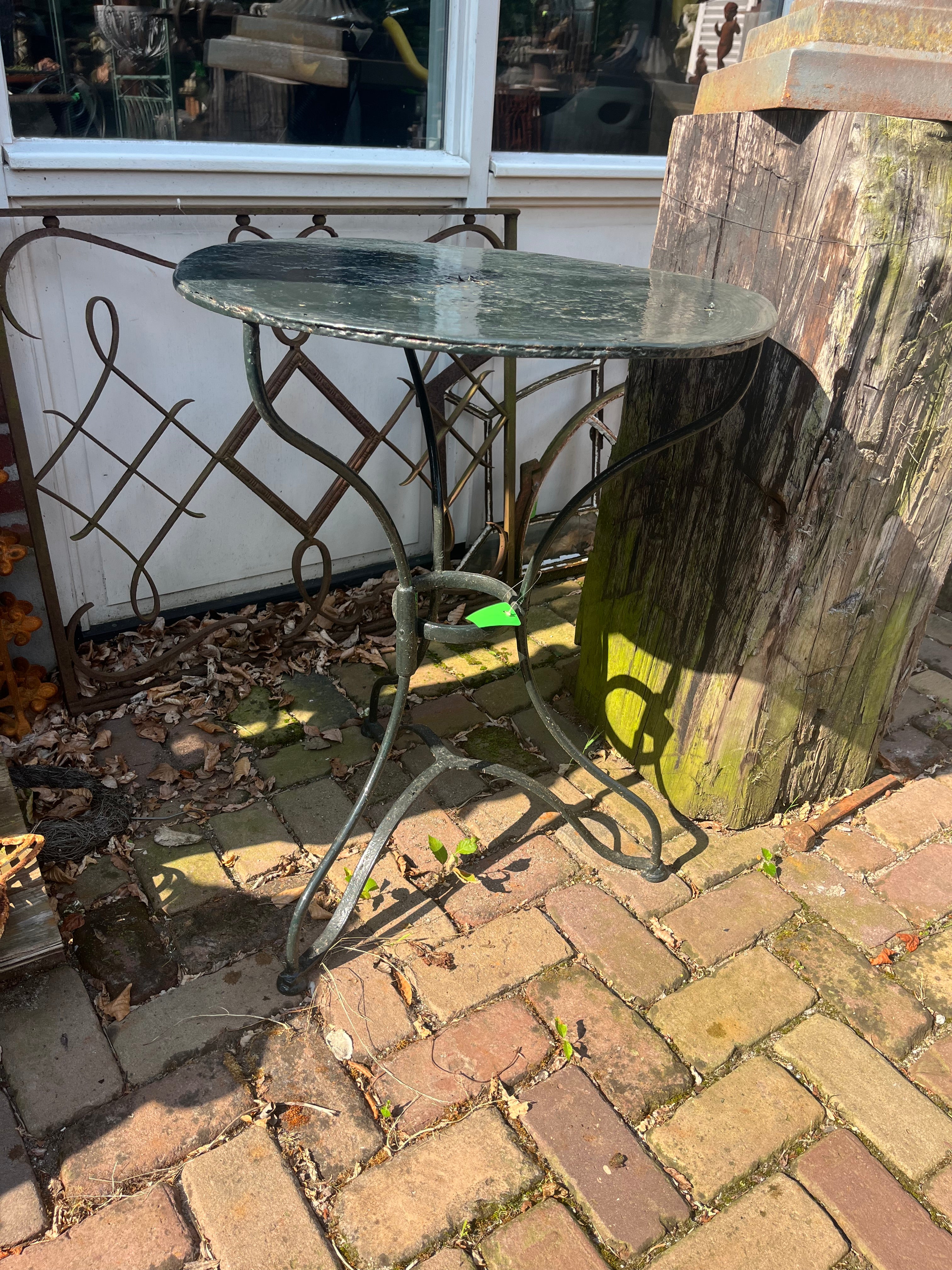 Frans tuintafeltje van smeedijzer - Brocante bij Ingie