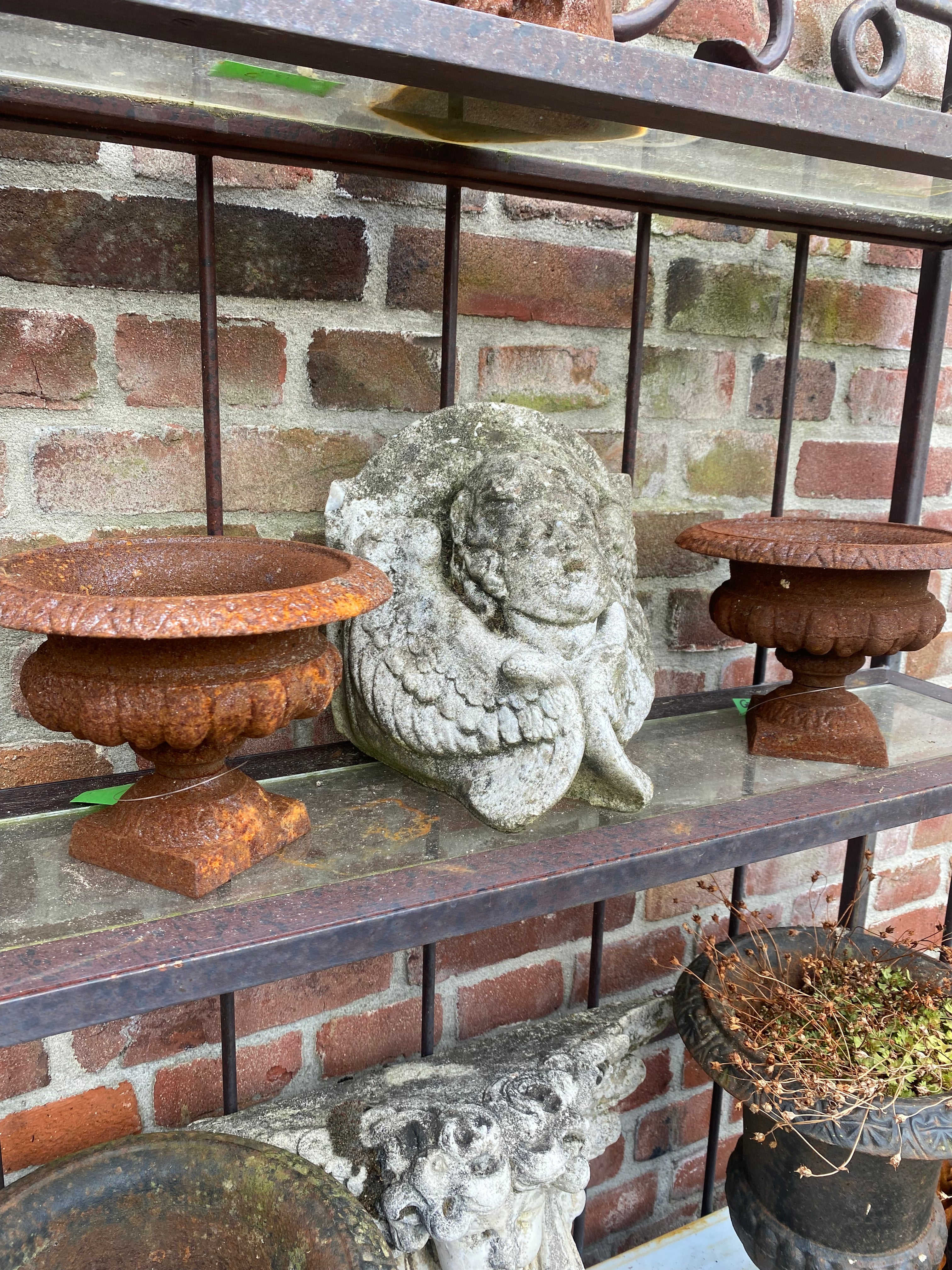 kleine gietijzeren ronde lage vaas - Brocante bij Ingie