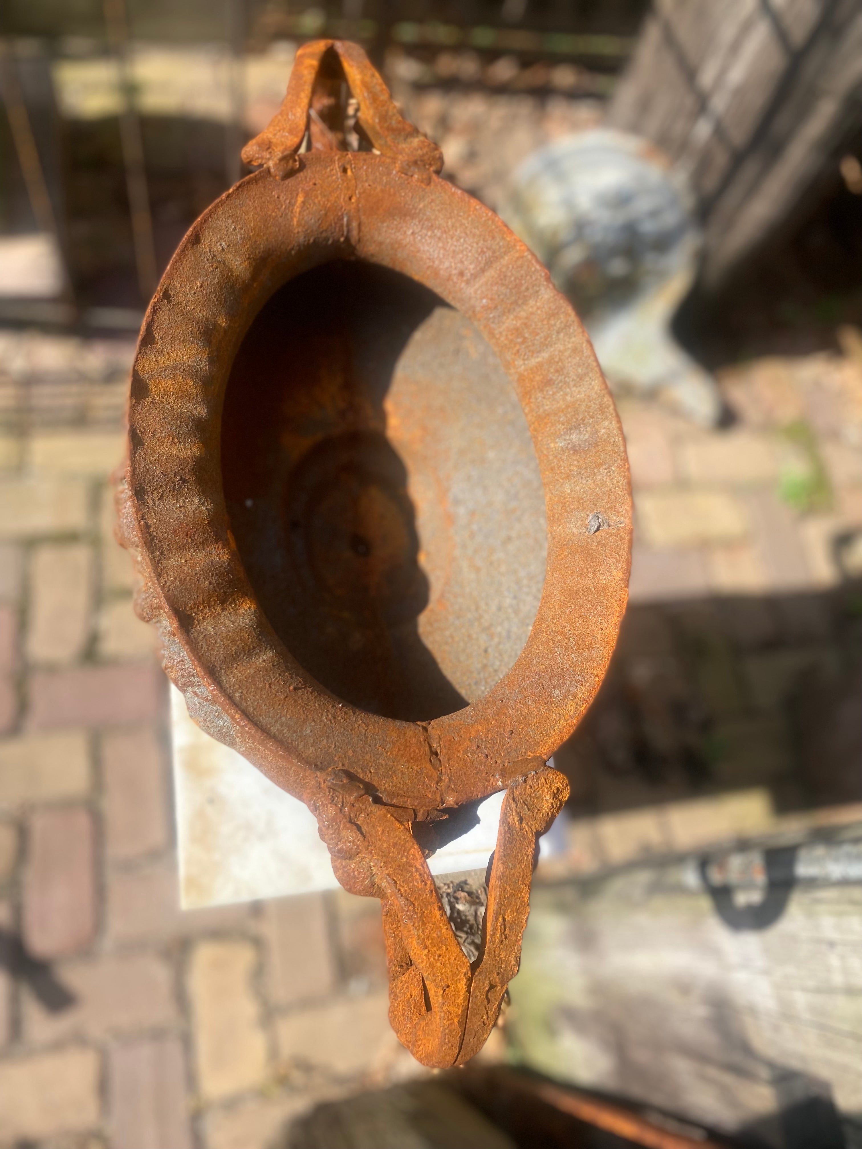 Jardinière van gietijzer - Brocante bij Ingie