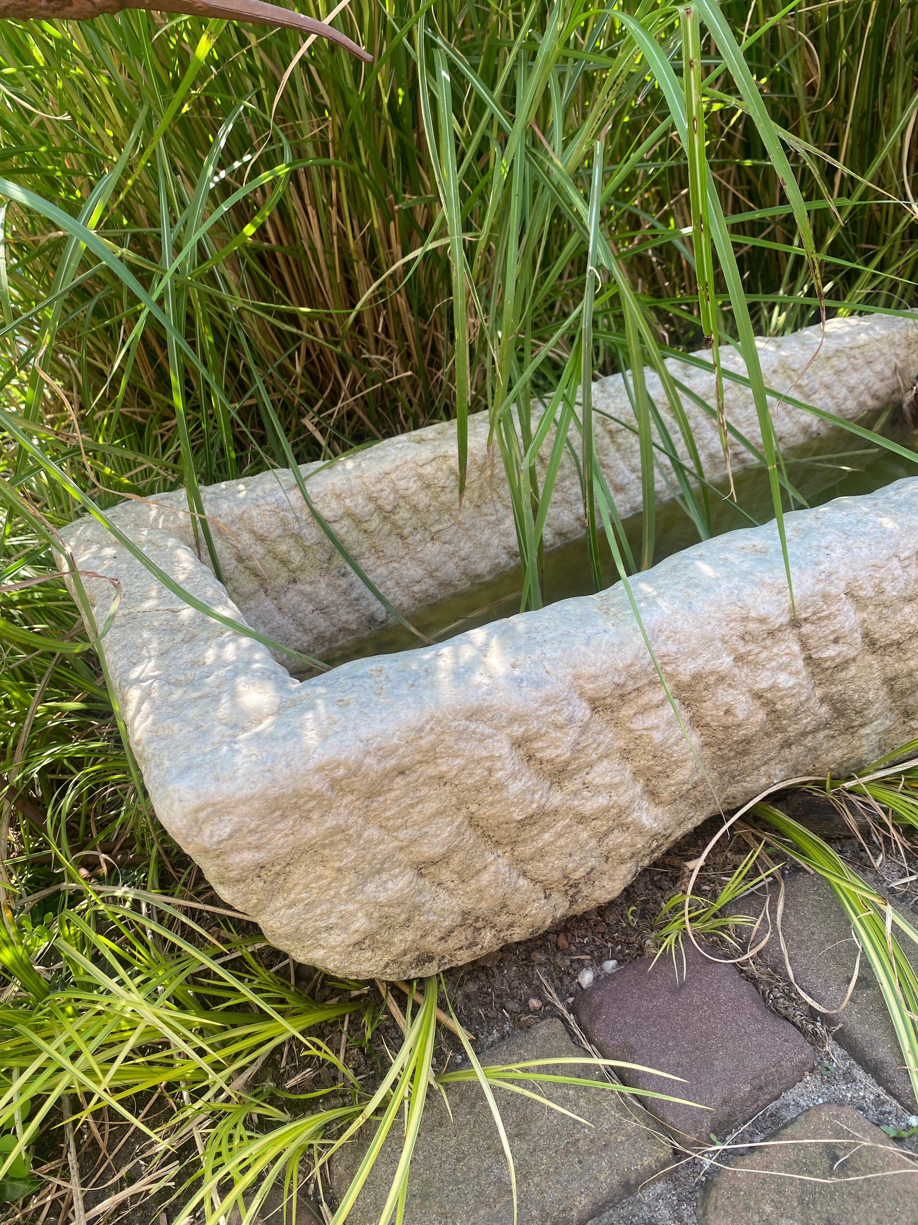 Prachtig uniek oude hardstenen trog (middel 1) - Brocante bij Ingie