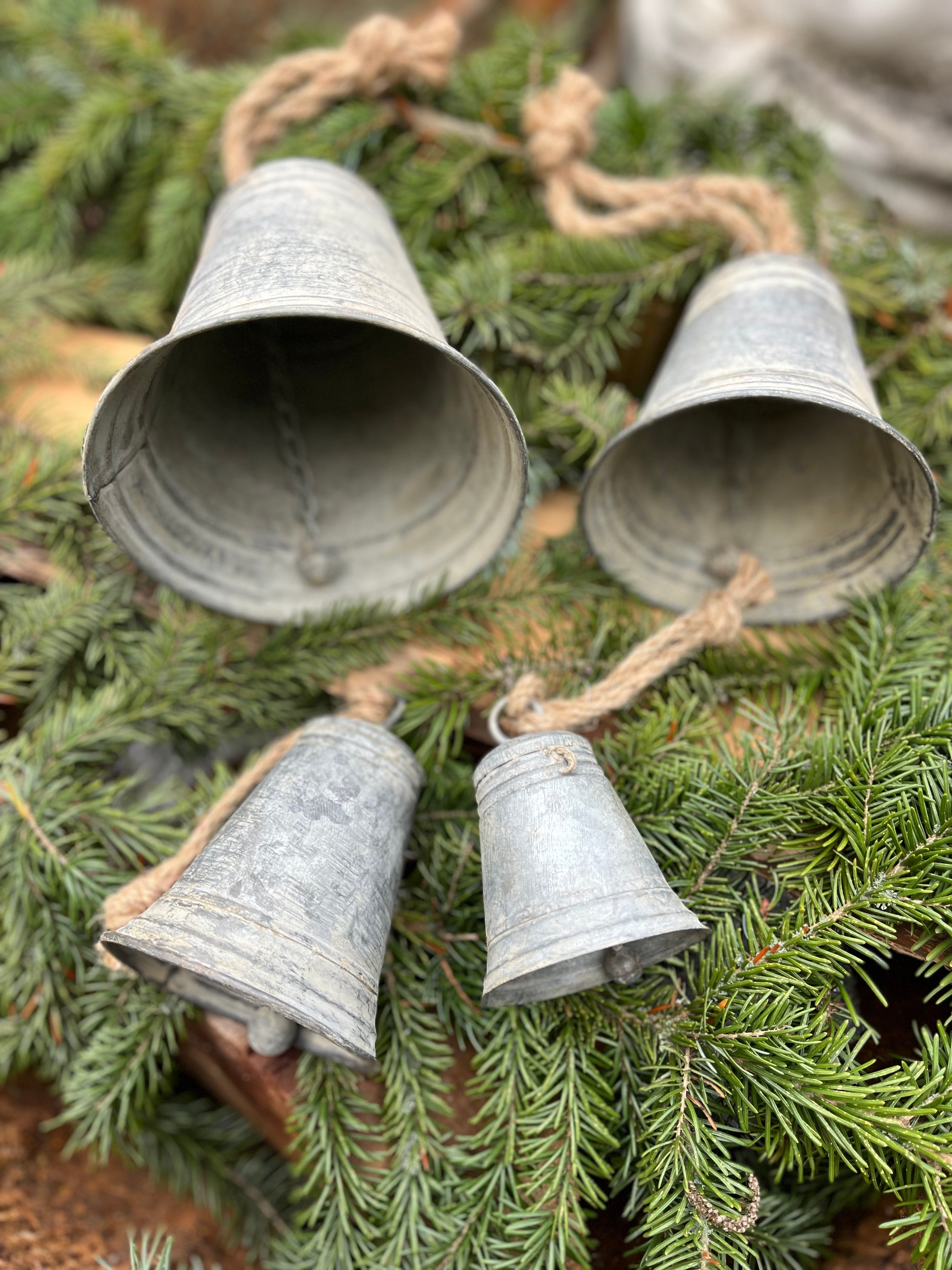 Kerst KLOKKEN zink in 4 maten