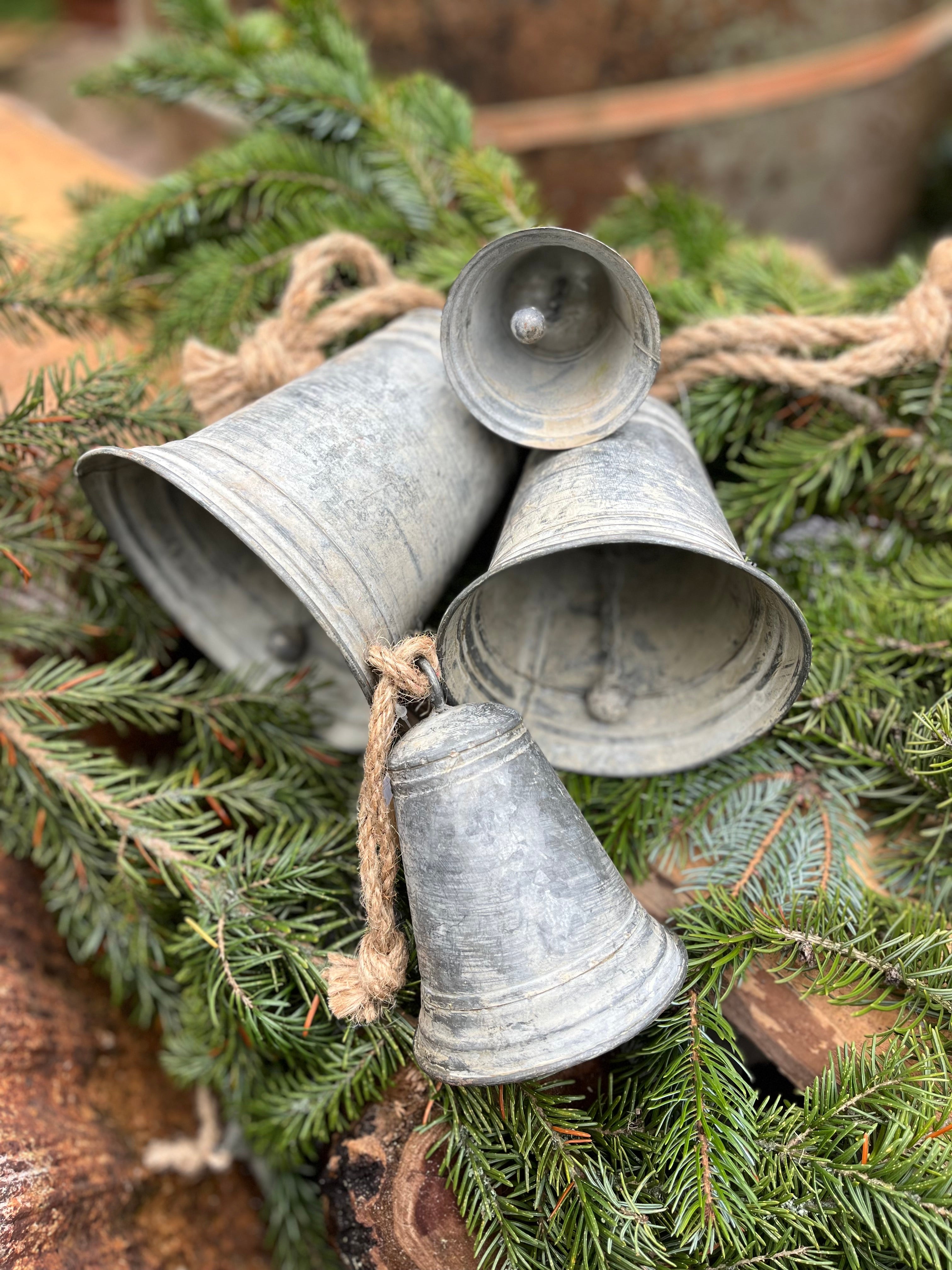 Kerst KLOKKEN zink in 4 maten