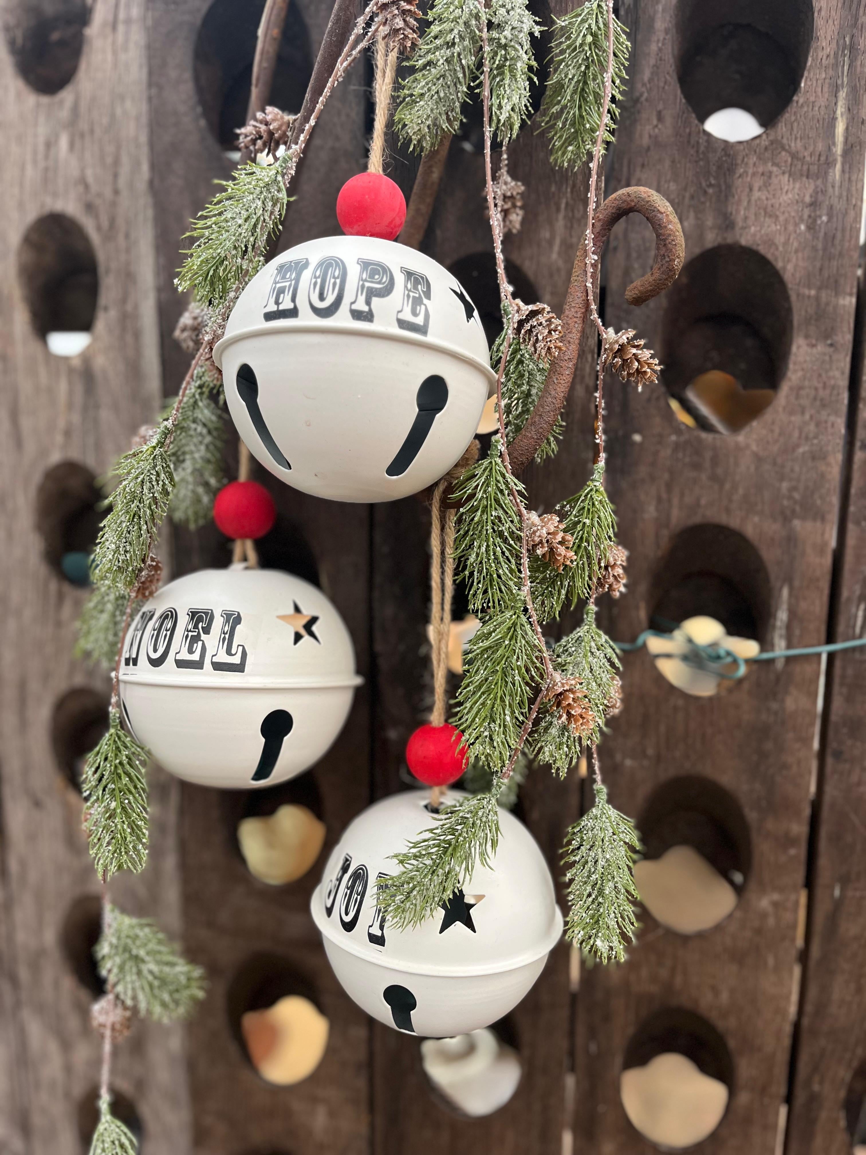 Kerst bellen groot 'Noel' - 'Hope' - 'Joy' - Brocante bij Ingie
