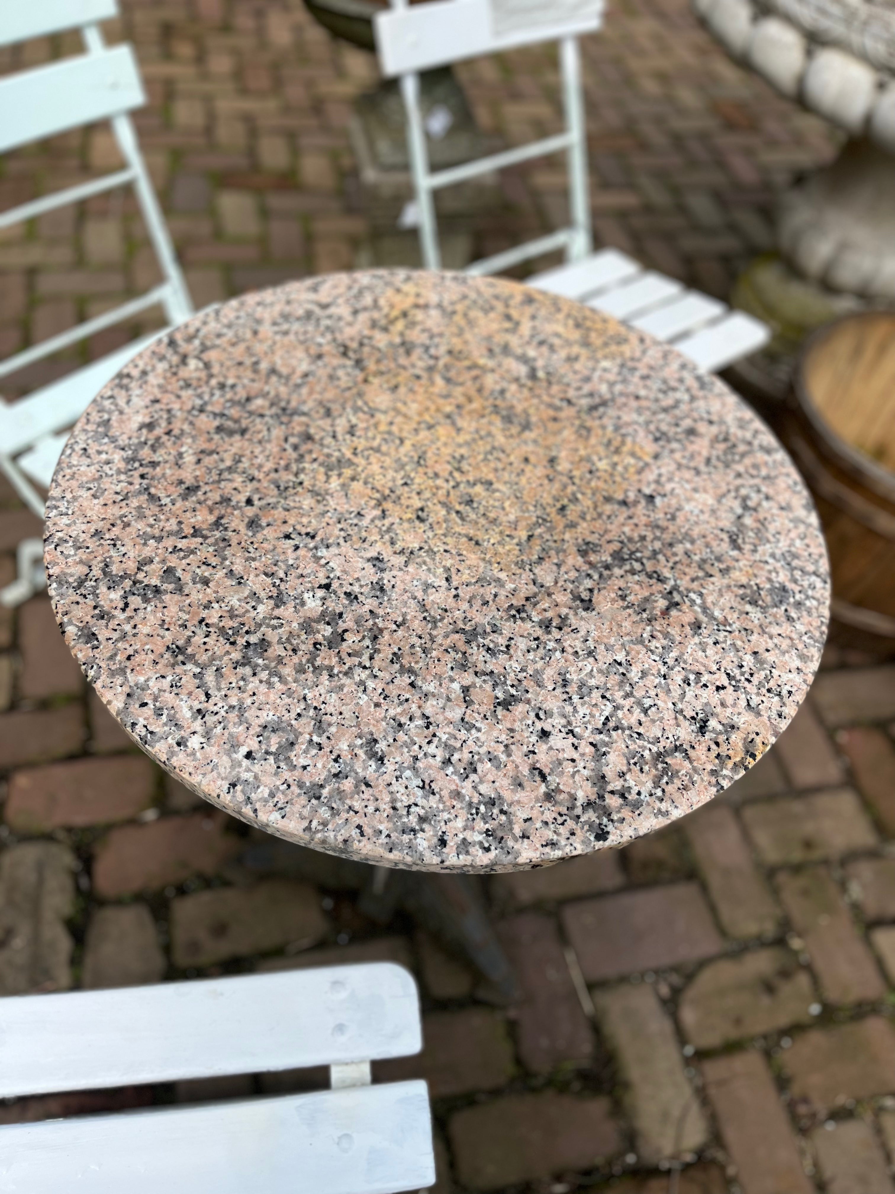 tuin tafel bistro tafeltje met rond Italiaans marmeren blad - Brocante bij Ingie