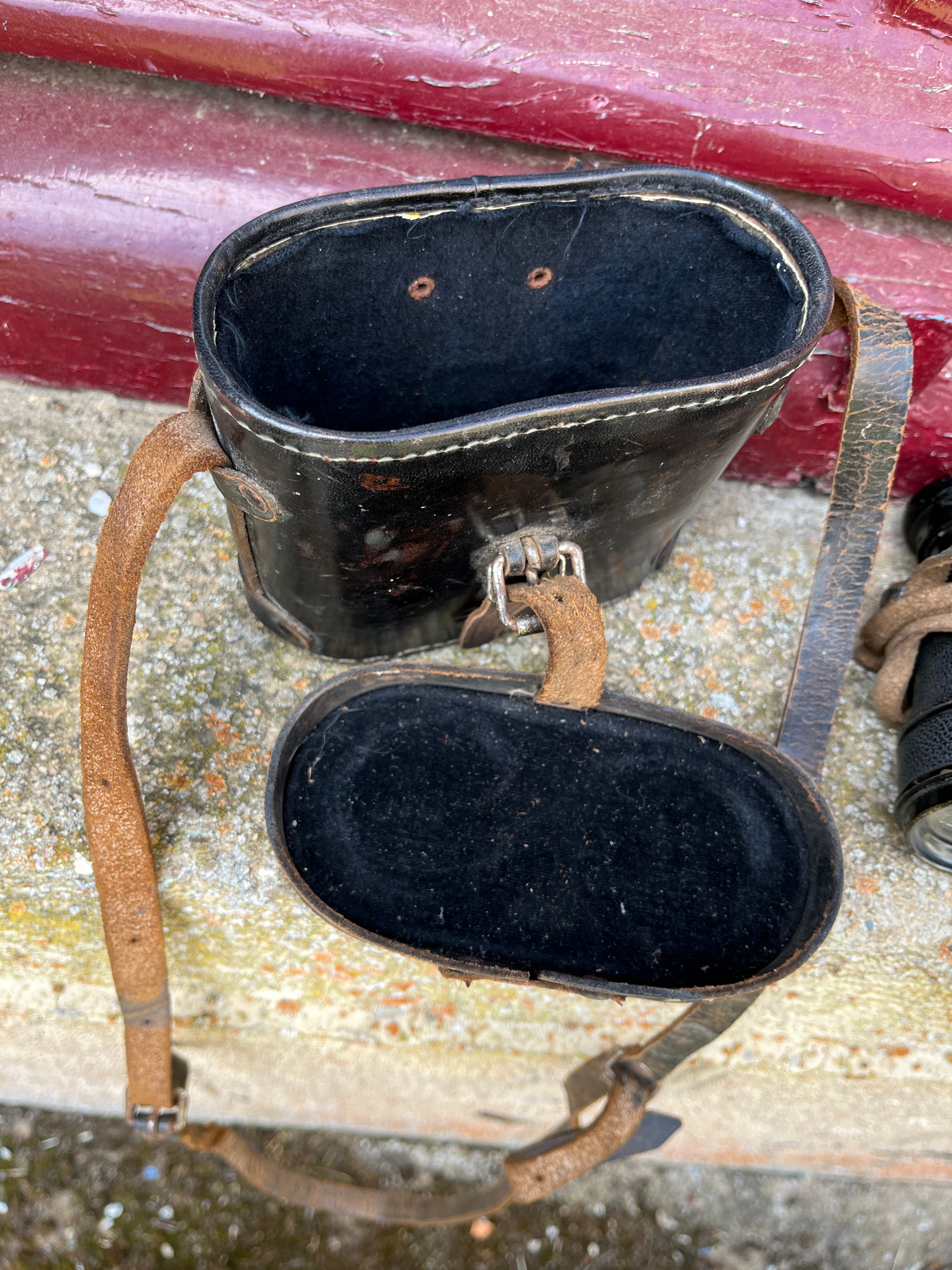 Vintage verrekijker in hoes uit Frankrijk origineel - Brocante bij Ingie