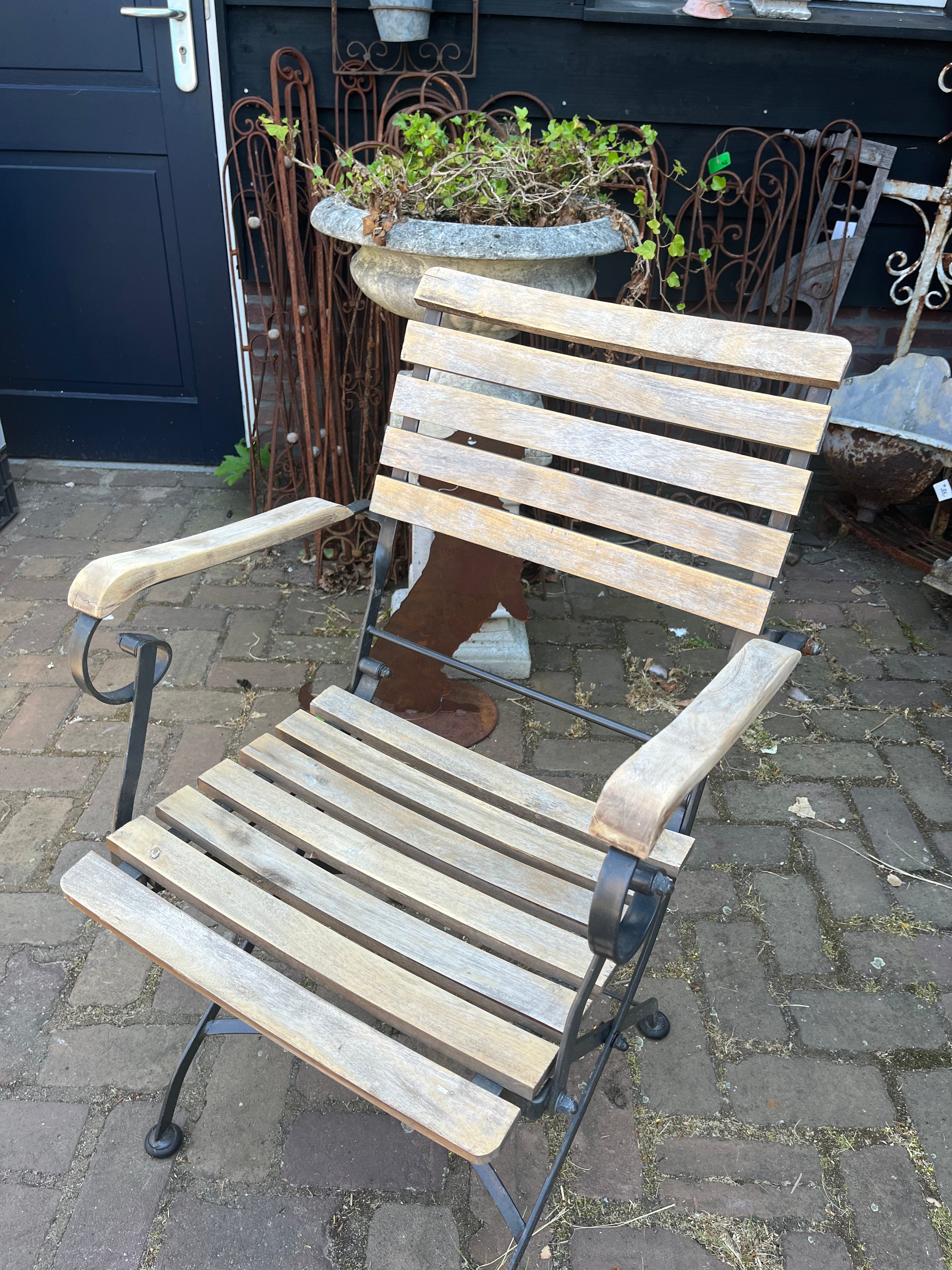 Tuinset inklapbaar tafel met 4 stoelen - Brocante bij Ingie