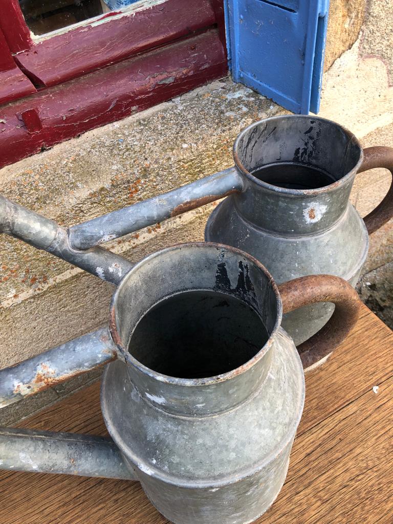 Gieter van zink uit Frankrijk Bourgogne - Brocante bij Ingie