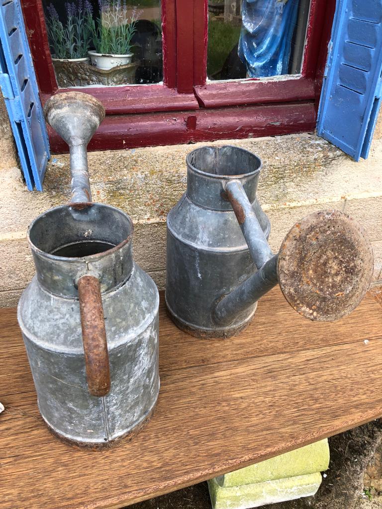 Gieter van zink uit Frankrijk Bourgogne - Brocante bij Ingie