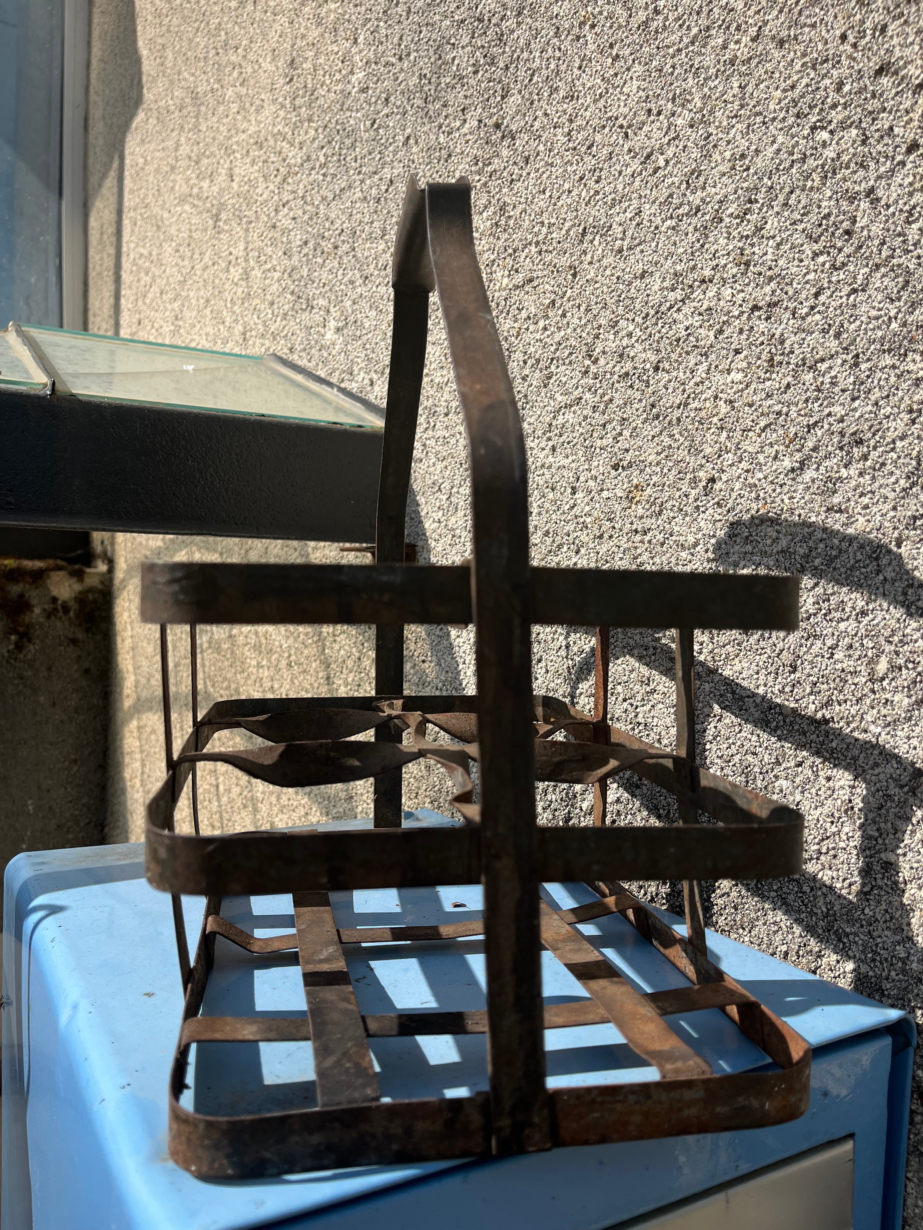Frans flessenrekje met metalen handvat - Brocante bij Ingie