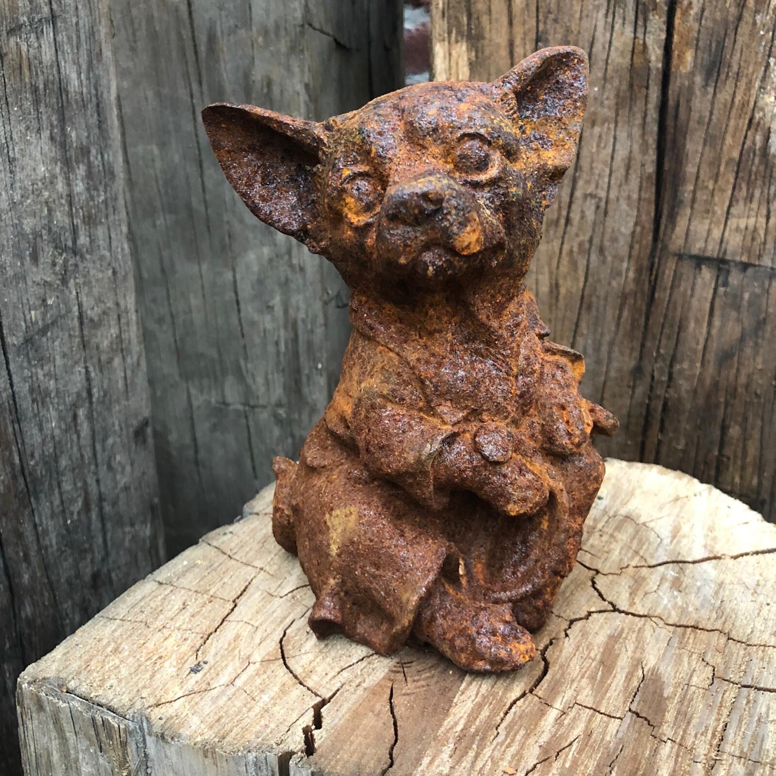 Set van 2: Gietijzeren roest Chiwawa hondjes - Brocante bij Ingie