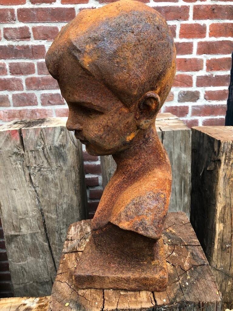 Buste, jongetje van gietijzer - Brocante bij Ingie
