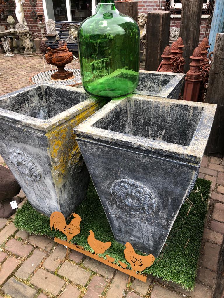Prachtige grote betonnen tuinpot bloembak - Brocante bij Ingie