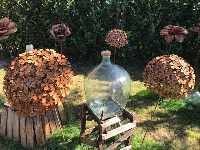 Roest bloem Hortensia op tuinsteker - klein - Brocante bij Ingie