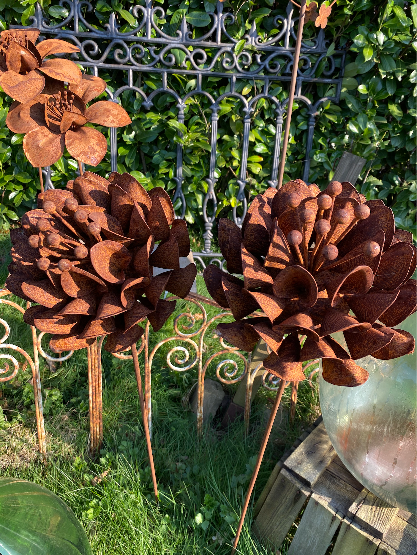 Set van 3 Roest bloemen op tuinsteker - dichte artisjok - Brocante bij Ingie