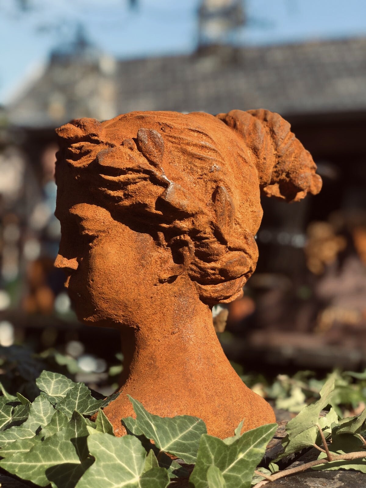 Meisje met knot van gietijzer - Brocante bij Ingie