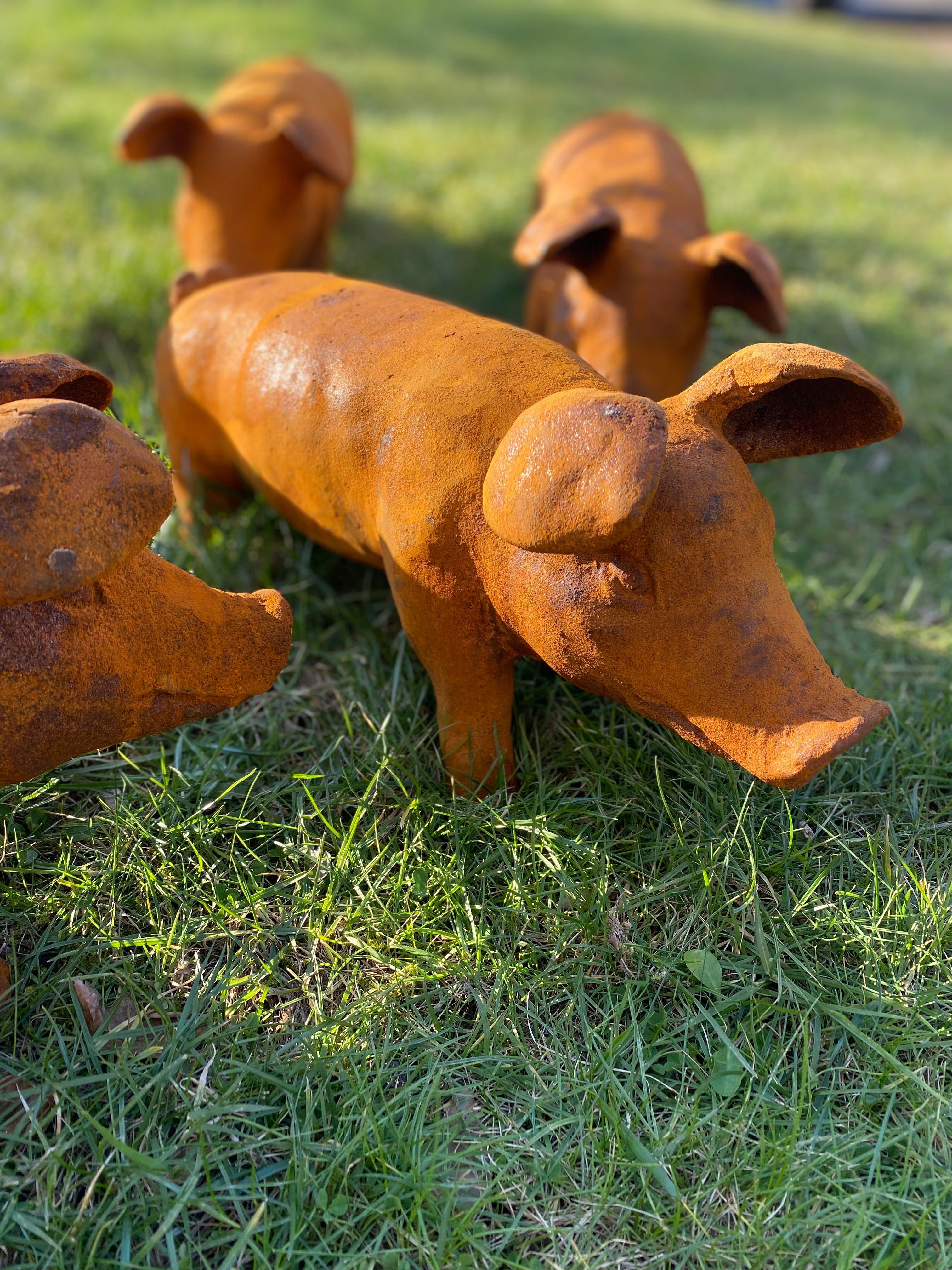 Schattig varken van Gietijzer staand - Brocante bij Ingie