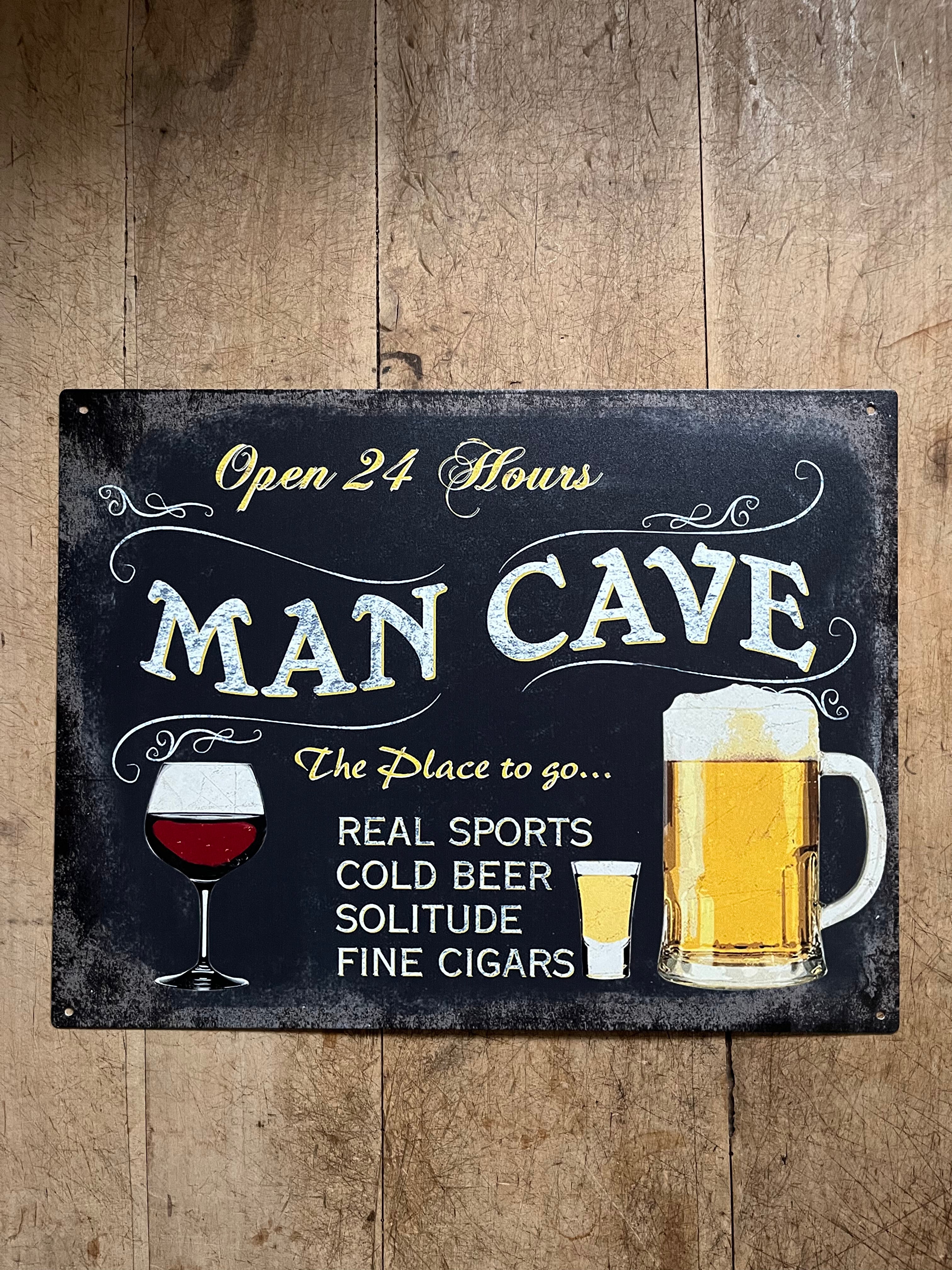 tekstbord metaal humor; MAN CAVE, BIER - Brocante bij Ingie